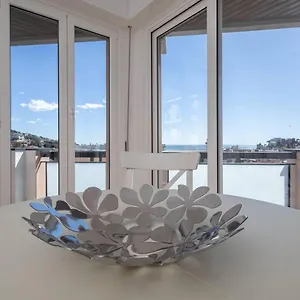 trilocale-le-finestre-vista-mare.hotelitalianriviera.com/