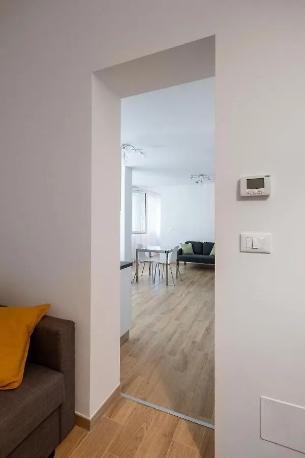 Bologna Suite Centre City 0*,